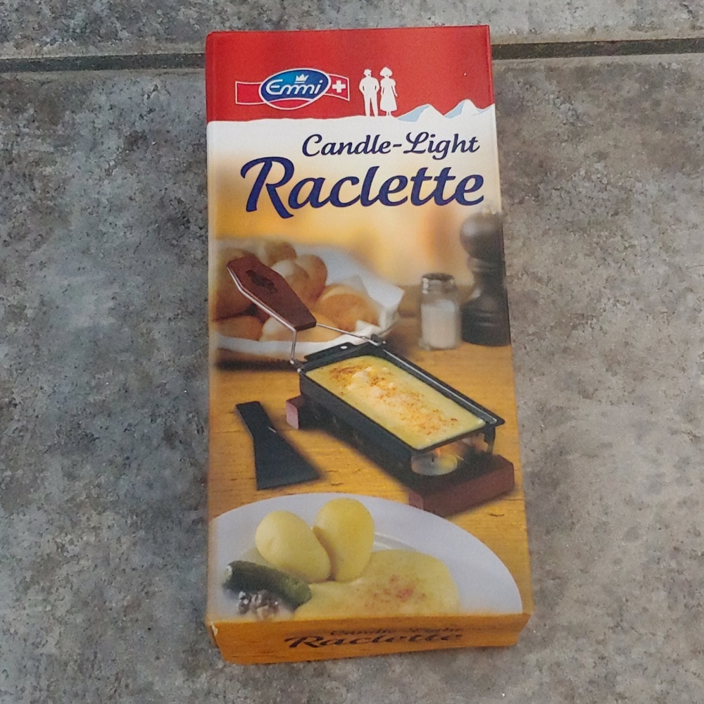 BNIB portable candlelight raclette